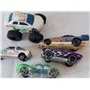 Image 5 : Group of small vintage diecast cars, including Hot wheels & Matchbox.