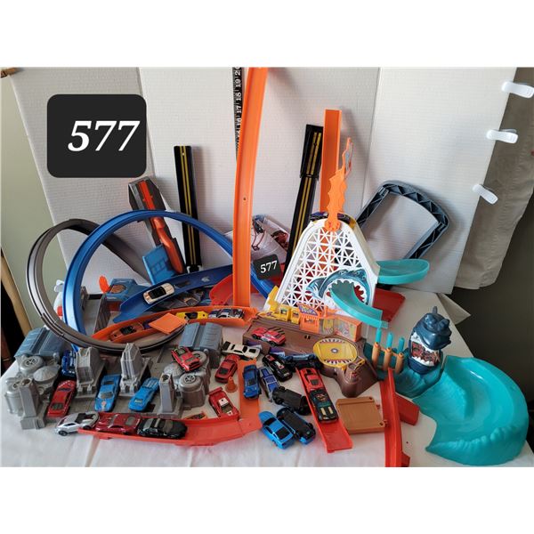 Hot Wheels racing set & cars.