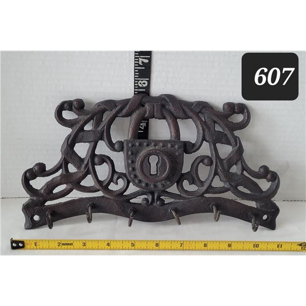 Cast iron pad lock, 6 hook, key hanger.