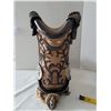 Image 3 : Unique western boot bottle rest.