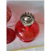 Image 4 : 3 red oil lamps. No chimneys