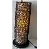 Image 4 : Wicker room lamp. Switch on the cord, wood base. Approx. 23” high.