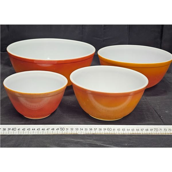 Four Piece Set Pyrex Mixing Bowls – Flameglo