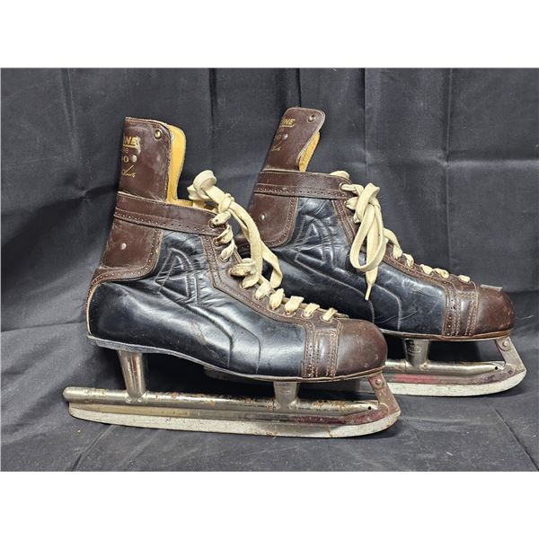 Vintage “Gordie Howe” Men’s Skates, Size 10