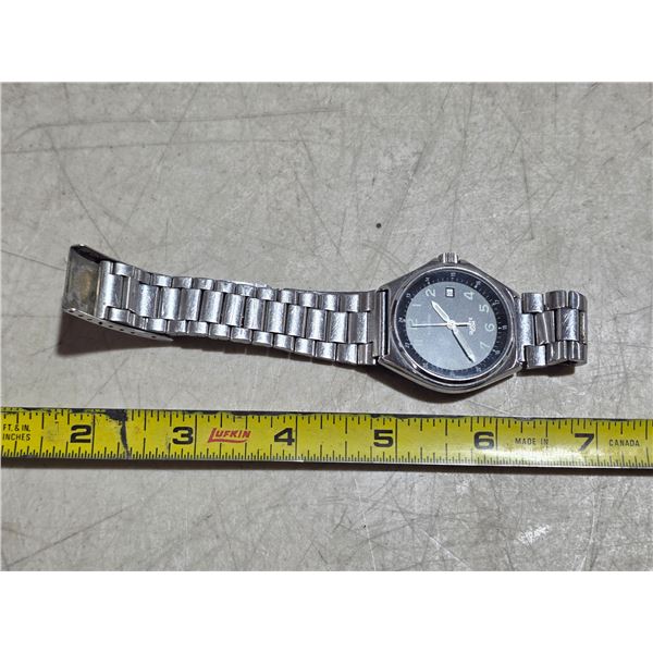 VINTAGE RODANIA QTZ WATCH, NEW BATT, RUNS