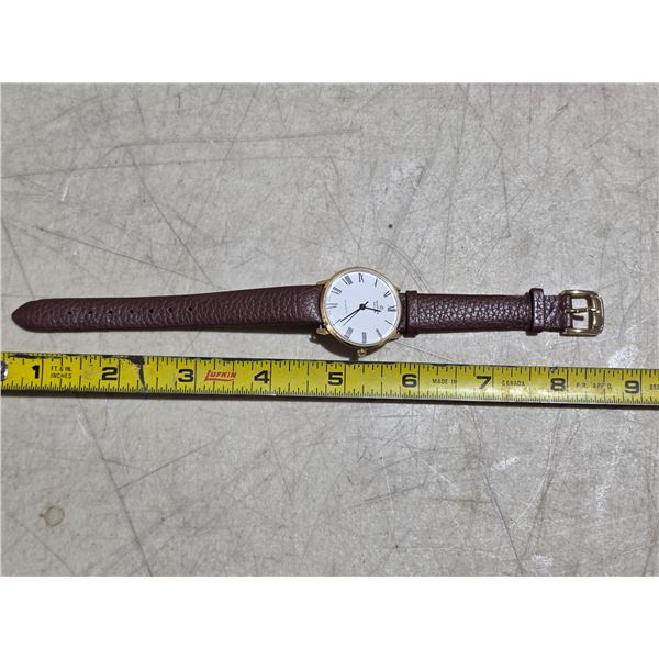 VINTAGE UNISEX  MARVIN REVUE QTZ, NEW BATT, RUNS