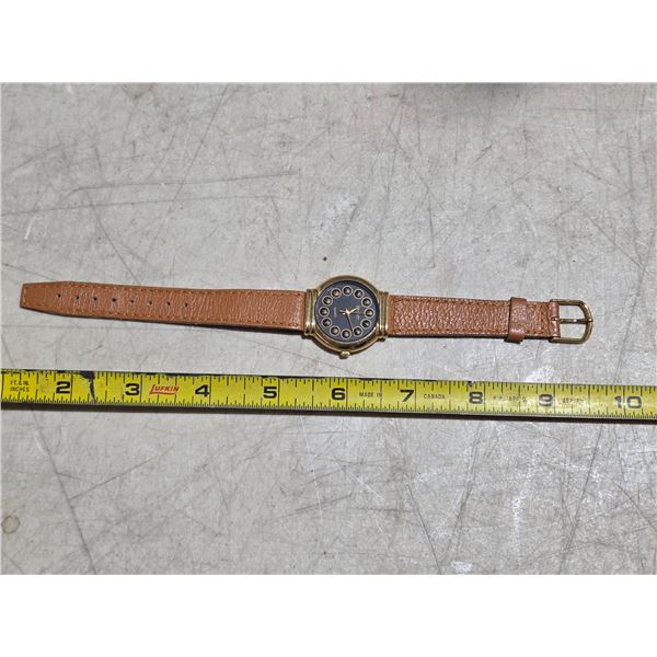 VINTAGE UNISEX  PHASAR QTZ, NEW BATT, RUNS