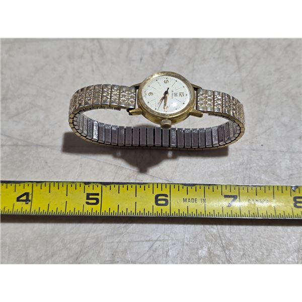 VINTAGE LADIES BIRKS MAN WIND,  RUNS