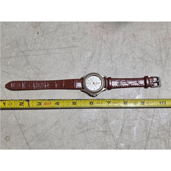 VINTAGE UNISEX  PIERRE CARDIN QTZ, NEW BATT, RUNS