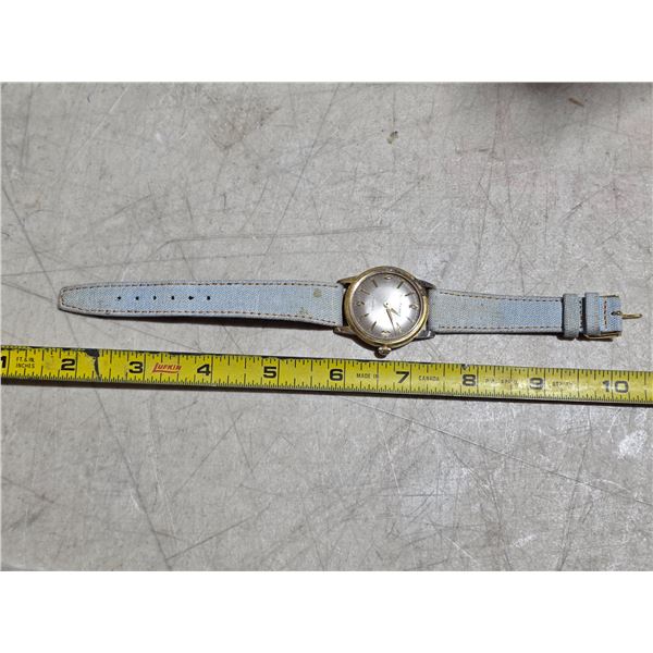 VINTAGE PAUL RAYMOND,17J,  MAN WIND,  RUNS