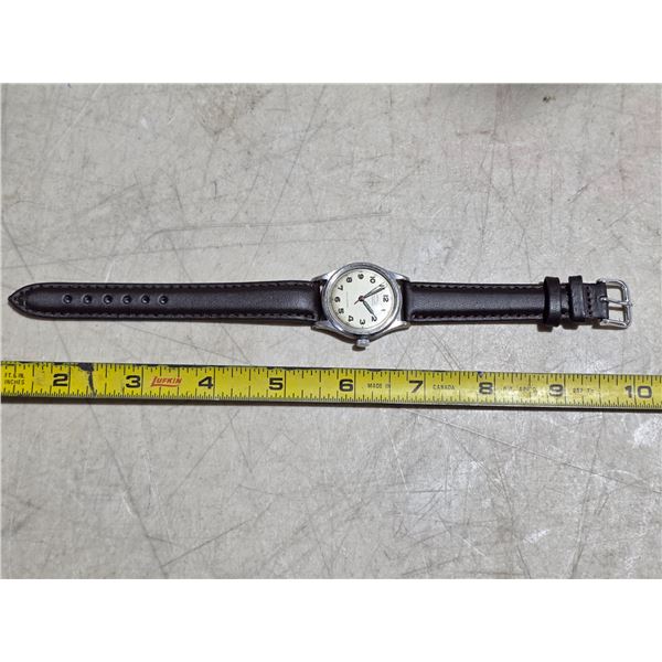 VINTAGE MILITARY 17J MAJOR, MAN WIND RUNS