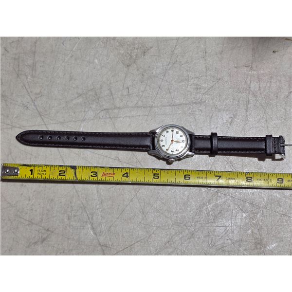 VINTAGE MILITARY 17J WELSON, MAN WIND RUNS