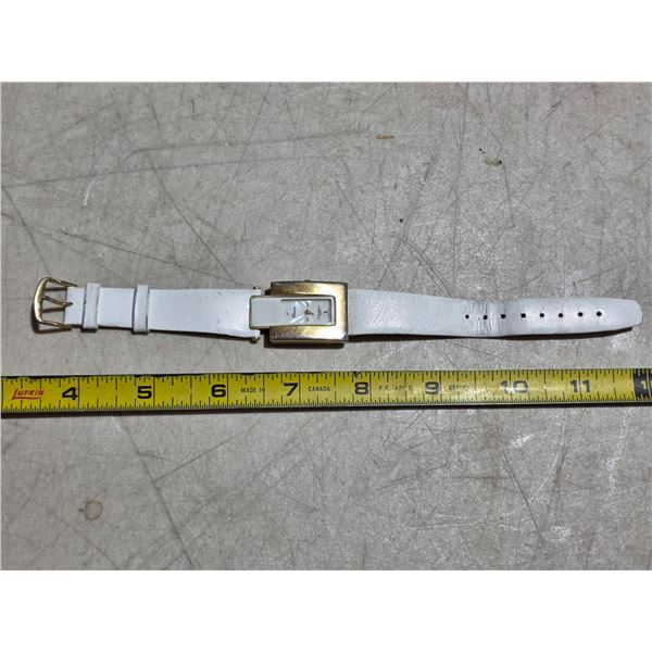 VINTAGE LADIES VIENNA QTZ, NEW BATT,   RUNS