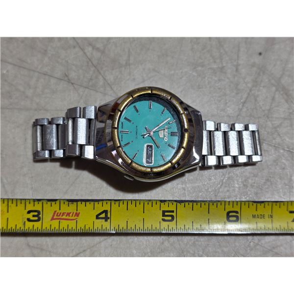 VINTAGE SEIKO 7009-8129 AUTO, DAY/DATE @3, RUNS