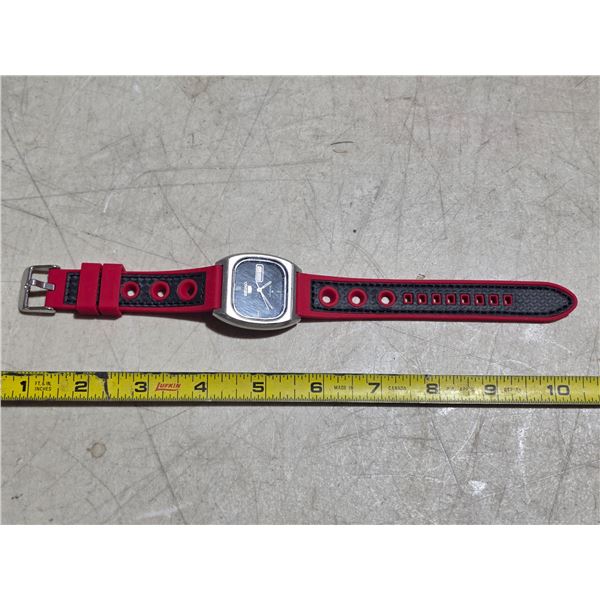 VINTAGE SEIKO 6309-8840 AUTO, DAY/DATE @3, RUNS