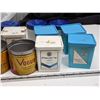 Image 2 : Assortment of tobacco tins