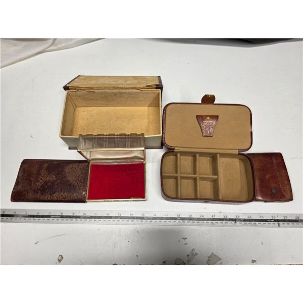 Lot of empty jewelry boxes