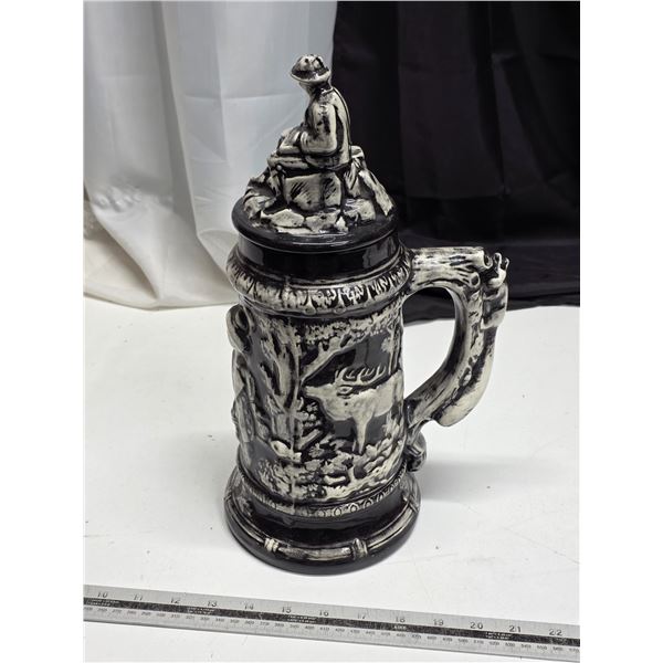 Large beer stein with lid