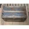 Image 2 : Vintage steamer trunk- 28" by 15" by 19"H