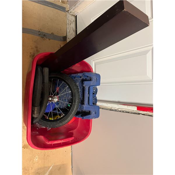 Misc. Tub - Floating shelf, tire, hooks, salt, artificial sinew