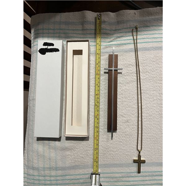 Wood Cross and necklace(missing circle to secure fastener)
