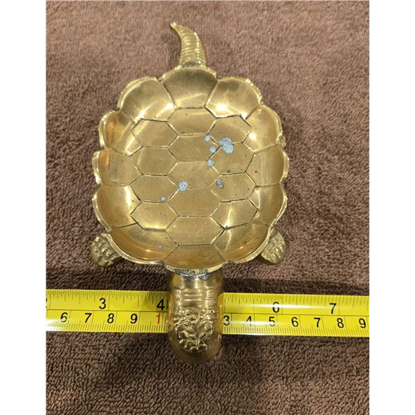 Vintage brass trutle trinket or soap dish. 6 1/2' x 3 1/2"