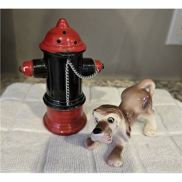 Dog and fire hydrant porcelain salt and pepper shakers. 1950s. Kitchy salt & pepper.  Marked Japan. 