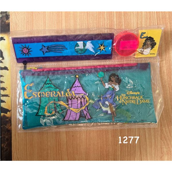 Esmeralda Disney 90s pencil case kit - vintage in pkg