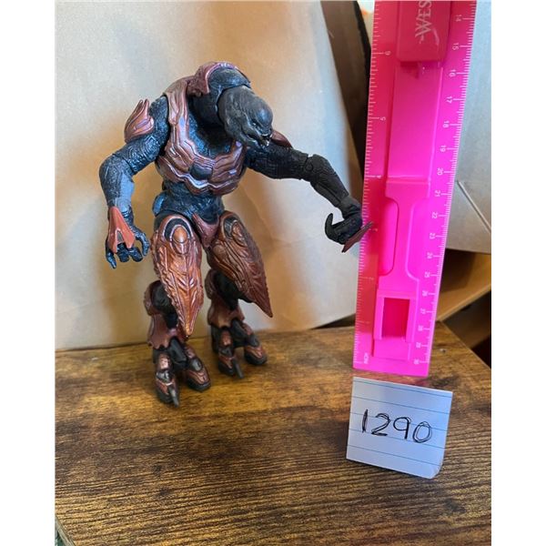 Halo 4 Zealot figure (2012) McFarlane Toys - Microsoft