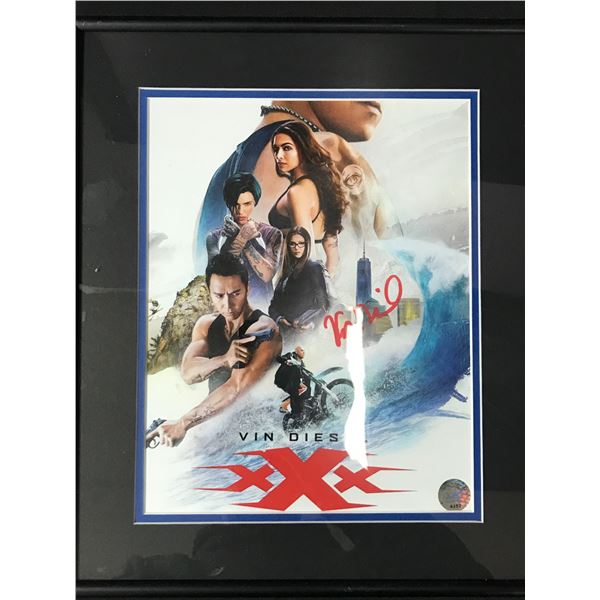 VIN DIESEL  SIGNED AND CUSTOM FRAMED 8 X 10 PHOTO (KB COA)