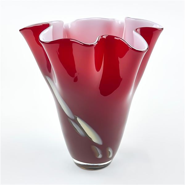 RED CASED ART GLASS FAZZOLETTO EDGE FLOWER VASE