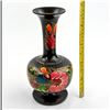Image 10 : VTG LAQUER STYLE FOLK ART WOODEN VASE SCULPTURE