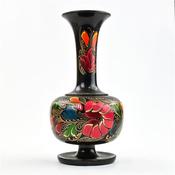 VTG LAQUER STYLE FOLK ART WOODEN VASE SCULPTURE