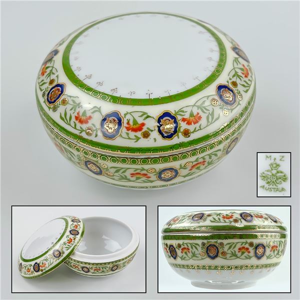 VINTAGE MZ AUSTRIA PORCELAIN LIDDED TRINKET DISH