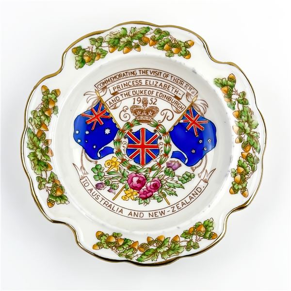 1952 PRINCESS ELIZABETH II - DUKE OF EDINBURGH TRAY