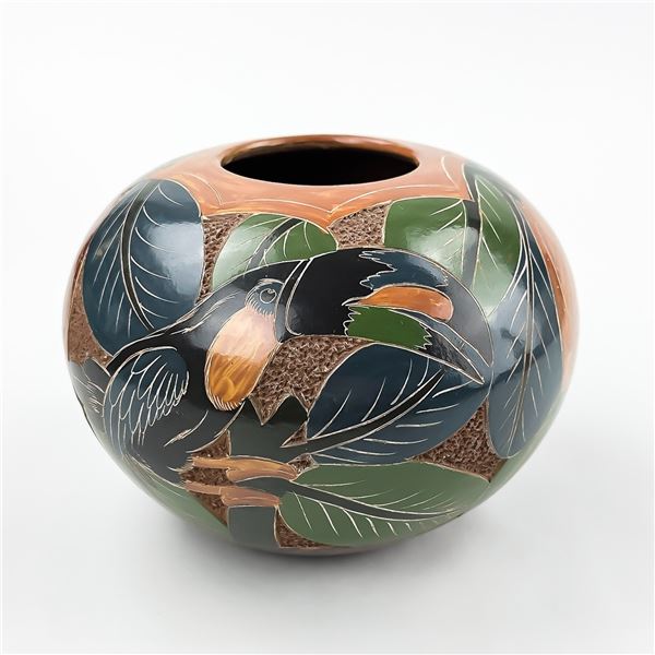 HAND CARVED TOUCAN ART POTTERY VASE SCULPTURE