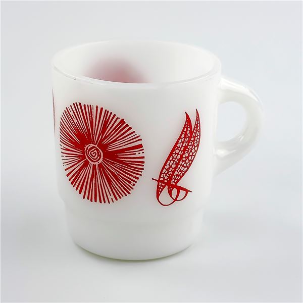 ANCHOR HOCKING FIREKING MILK GLASS COFFEE MUG