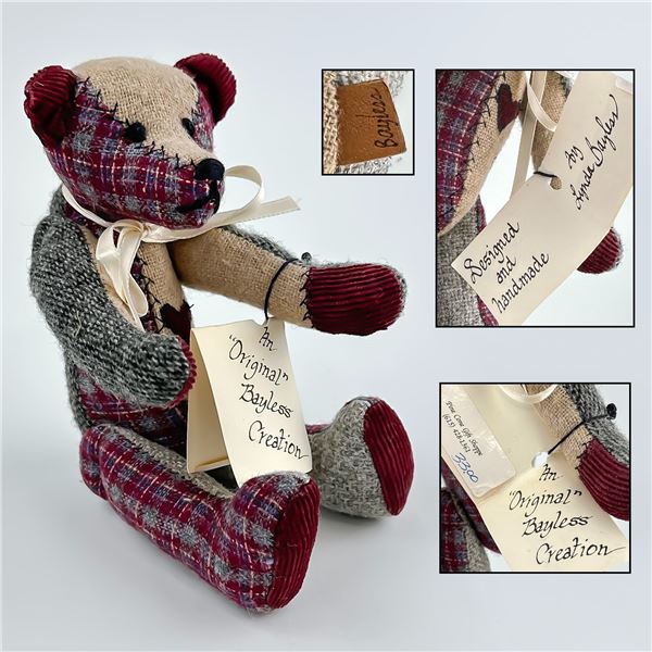 AN ORIGINAL LYNDA BAYLESS CREATIONS BEAR - SIGNED