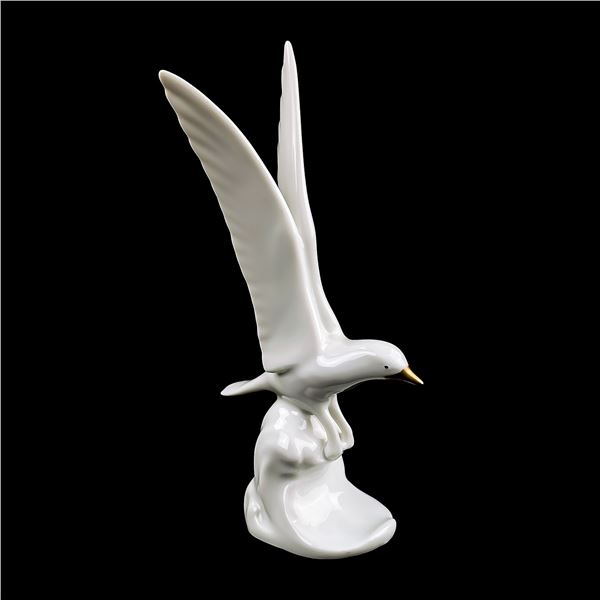 VINTAGE HUNGARIAN PORCELAIN HOLLOHAZA SEAGULL