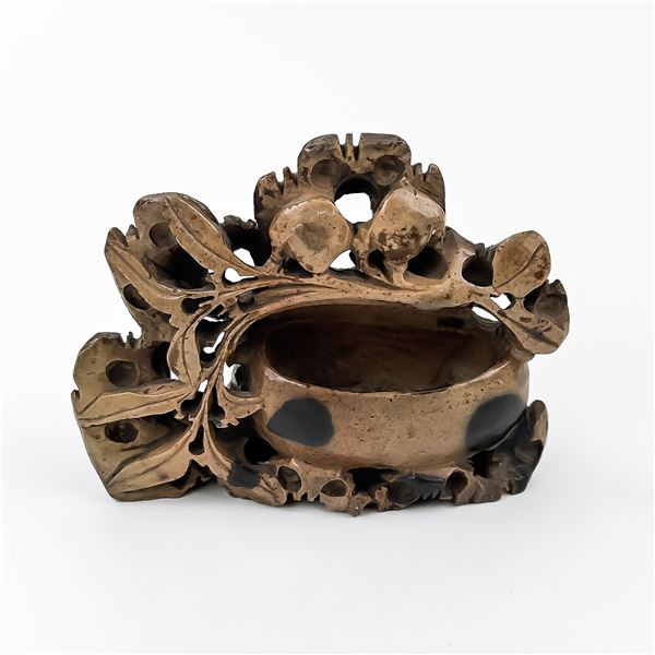 VINTAGE HAND CARVED ASIAN SOAPSTONE BRUSH POT