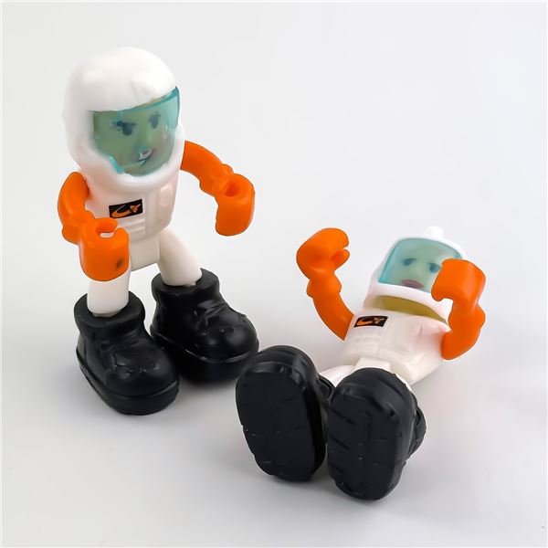 2 MACHINE MAKER MISSION TO MARS ASTRONAUTS