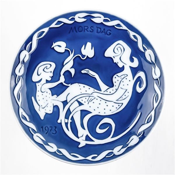 VTG ROYAL COPENHAGEN 1973 MOTHER’S DAY PLATE