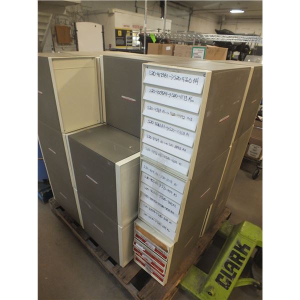28 Plastic Storage Boxes