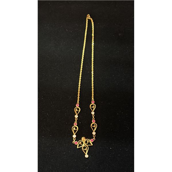APPROX 18K+ CHAIN WITH APPROX 18K+ PENDANT SET WITH RED AND WHITE STONES (8.6G)