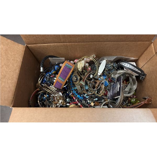 MISC COSTUME JEWELRY