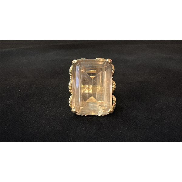 APPROX 14K LADIES RING SET WITH SMOKY QUARTZ (17.8G)