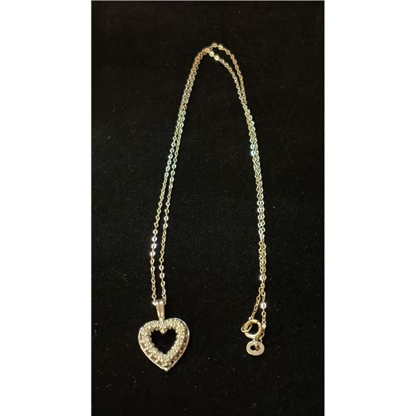 APPROX 14K CHAIN (18") WITH APPROX 14K HEART PENDANT SET WITH DIAMONDS (2.7G)