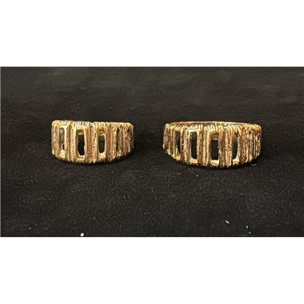 TWO APPROX 10K RINGS (12.9G)