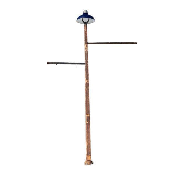130" Lighted & Wired Service Station Post