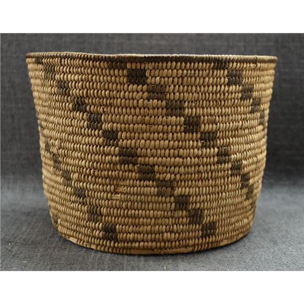 PIMA BASKETRY CYLINDER